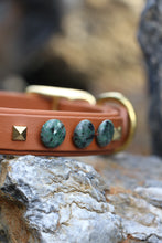 Görseli Galeri görüntüleyiciye yükleyin, Merlot Large Dog Collar
