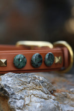 Görseli Galeri görüntüleyiciye yükleyin, Merlot Large Dog Collar
